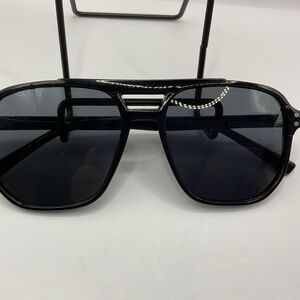 Source Unknown Black Aviator Sunglasses
